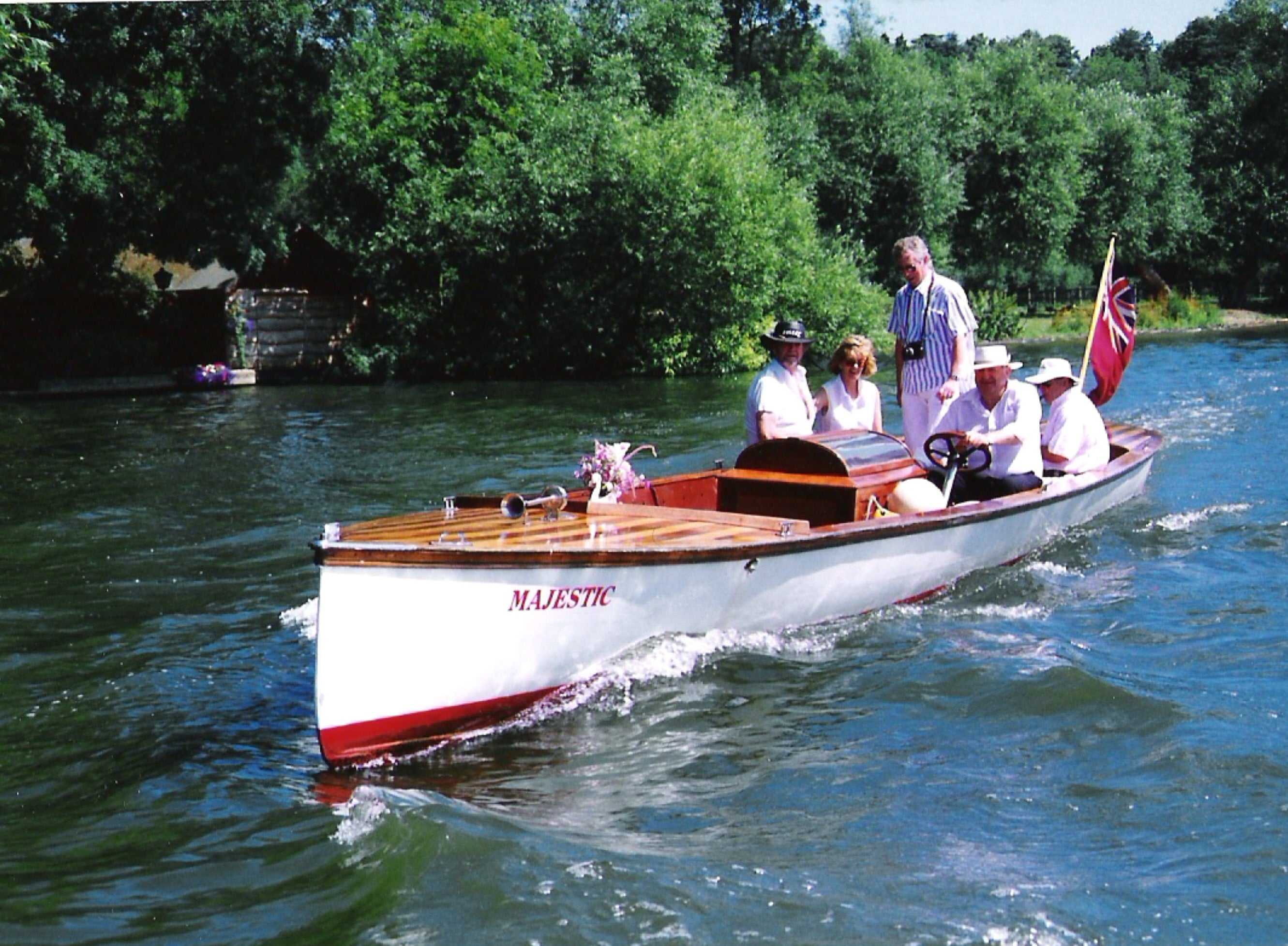 ChasNewensMarine, Lancement de rivière pour gentleman d'époque 40ft Construit en 1902